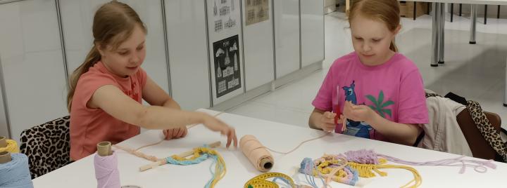 lapset kesäleirillä