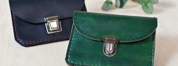 parkkinahkakukkarot itse värjätystä nahasta